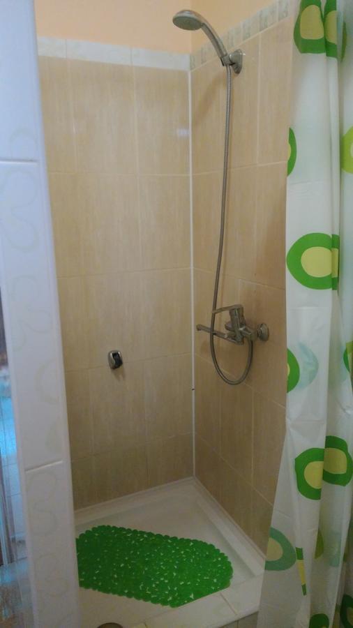 מלון אוזהורוד Кімнати В Центрі מראה חיצוני תמונה